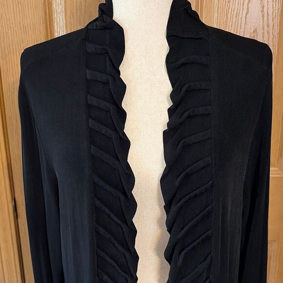 Chico’s Travelers Black Ruffle Front Cardigan XL - Picture 3 of 6